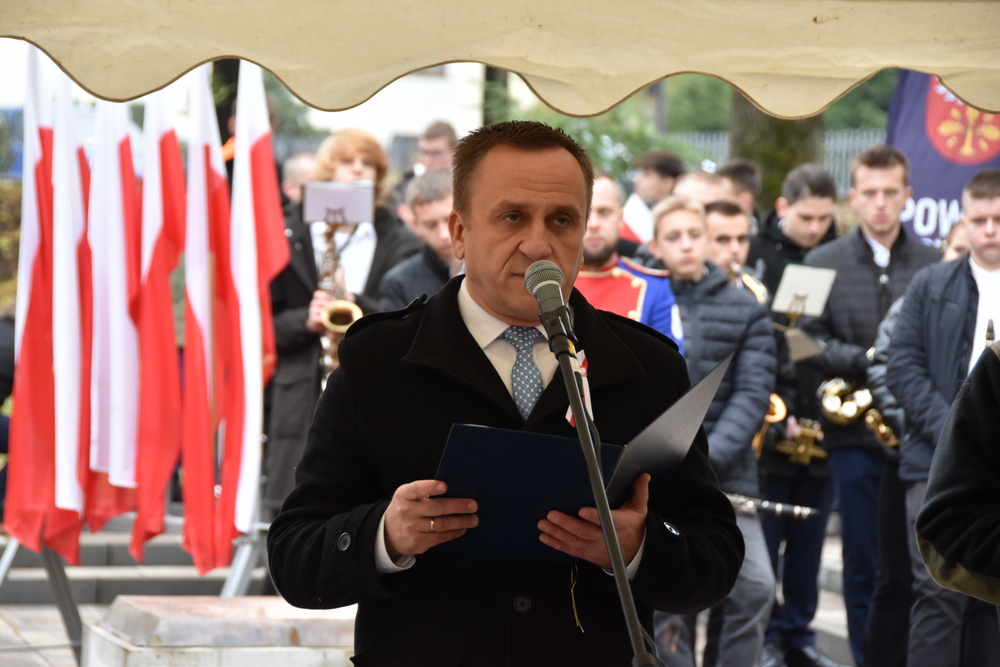 064 DSC 0793 Uroczyste obchody Święta Niepodległości w stolicy powiatu dąbrowskiego