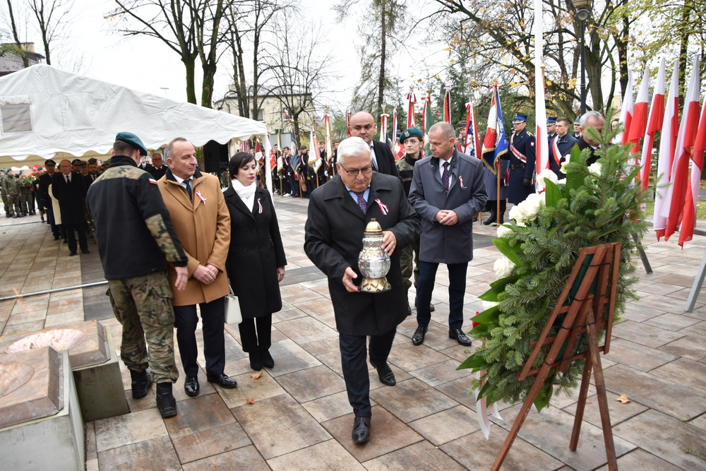 071 DSC 0809 Uroczyste obchody Święta Niepodległości w stolicy powiatu dąbrowskiego