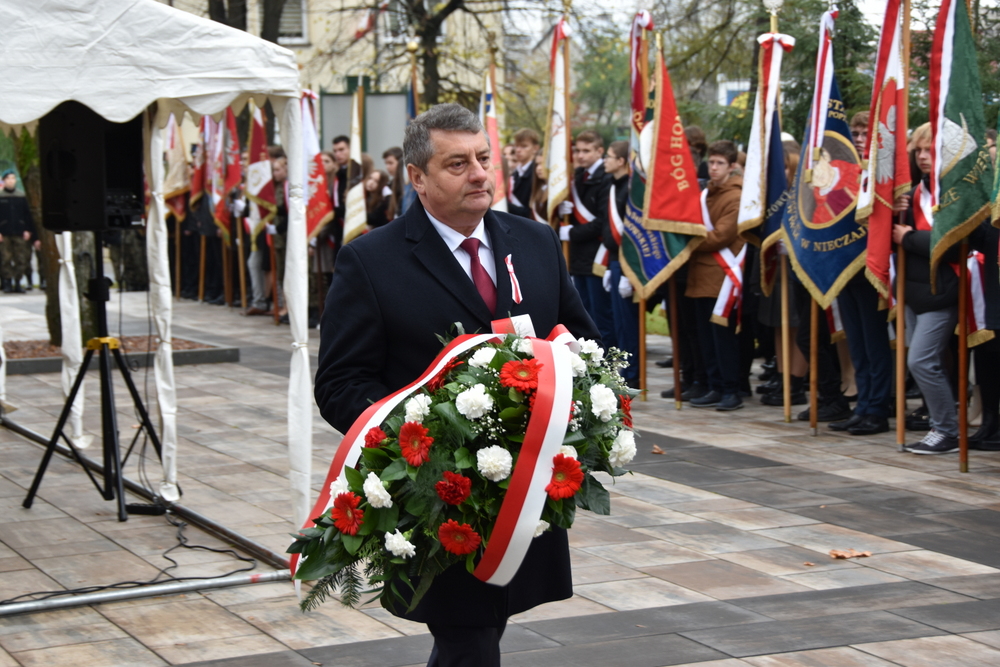 074 DSC 0818 Uroczyste obchody Święta Niepodległości w stolicy powiatu dąbrowskiego