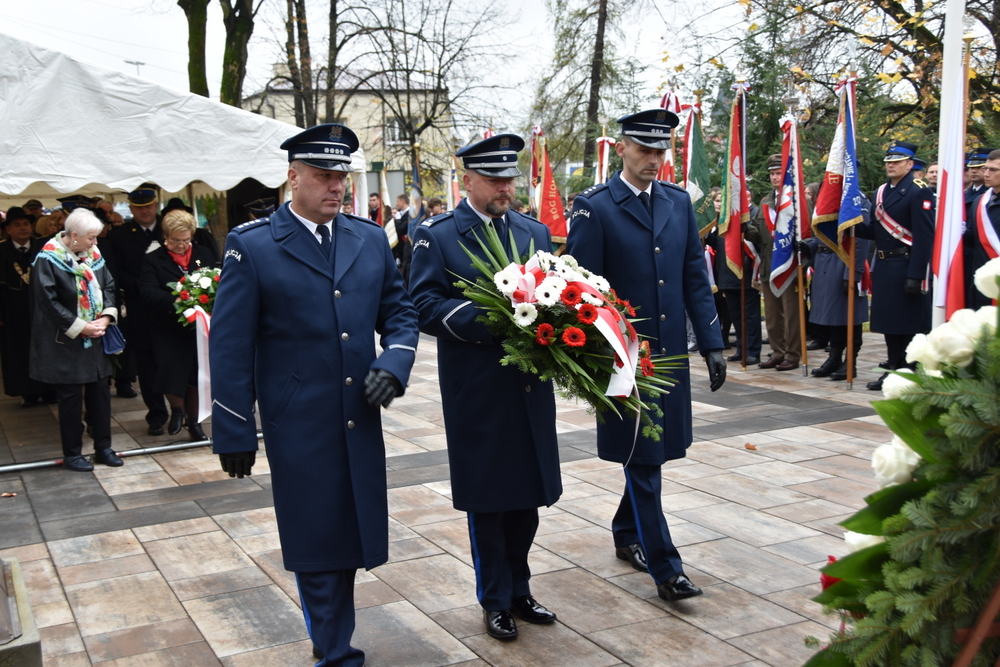 079 DSC 0829 Uroczyste obchody Święta Niepodległości w stolicy powiatu dąbrowskiego