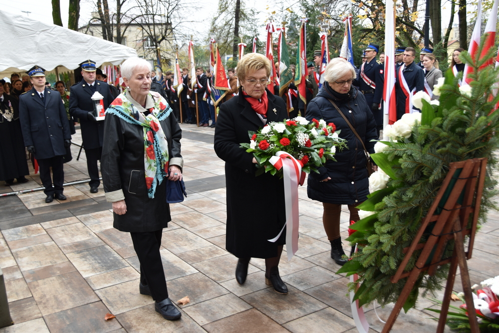 080 DSC 0831 Uroczyste obchody Święta Niepodległości w stolicy powiatu dąbrowskiego