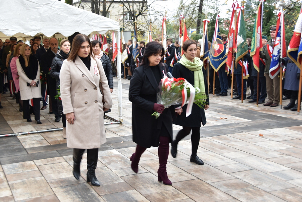 084 DSC 0839 Uroczyste obchody Święta Niepodległości w stolicy powiatu dąbrowskiego