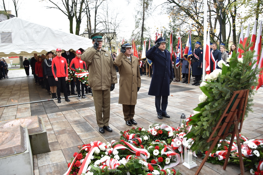 097 DSC 0863 Uroczyste obchody Święta Niepodległości w stolicy powiatu dąbrowskiego