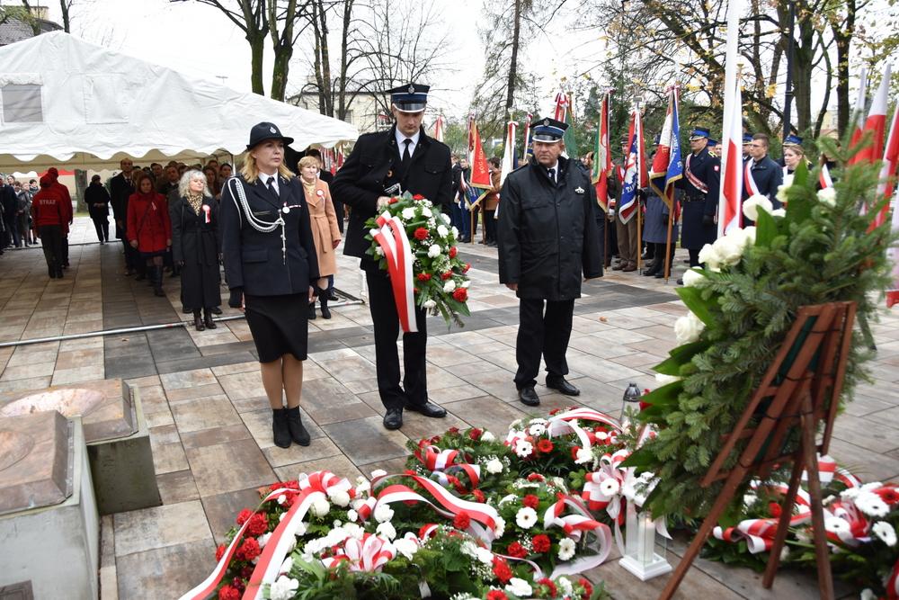 099 DSC 0866 Uroczyste obchody Święta Niepodległości w stolicy powiatu dąbrowskiego