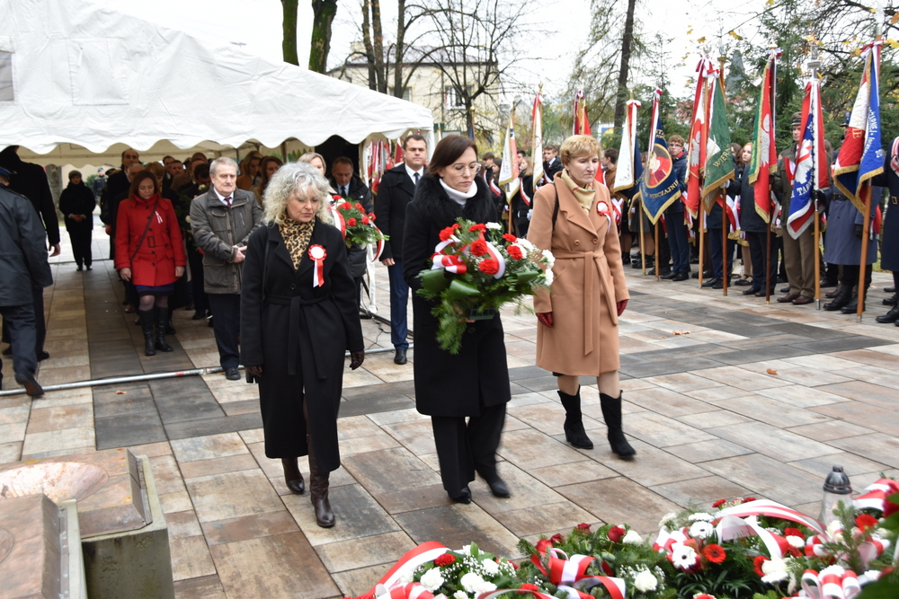 100 DSC 0868 Uroczyste obchody Święta Niepodległości w stolicy powiatu dąbrowskiego