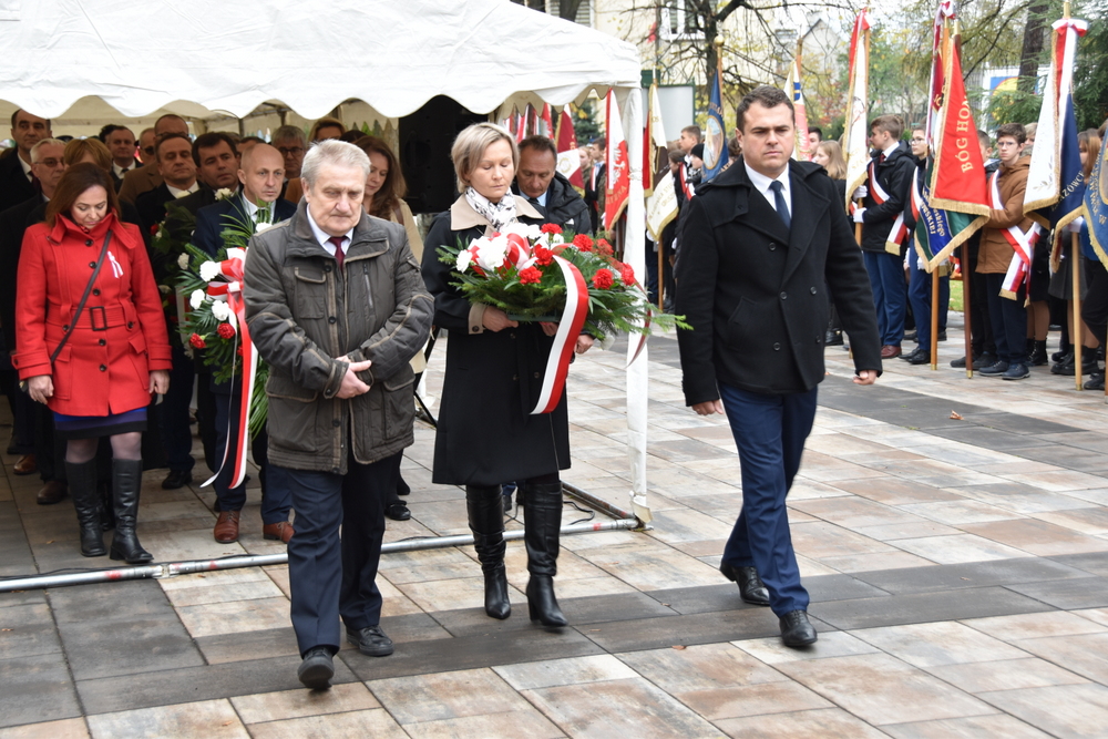 101 DSC 0870 Uroczyste obchody Święta Niepodległości w stolicy powiatu dąbrowskiego