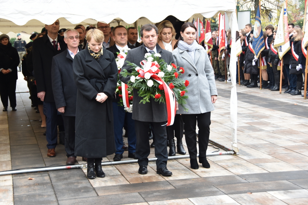 103 DSC 0875 Uroczyste obchody Święta Niepodległości w stolicy powiatu dąbrowskiego