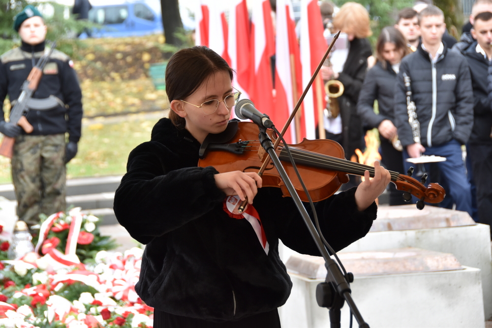 117 DSC 0912 Uroczyste obchody Święta Niepodległości w stolicy powiatu dąbrowskiego
