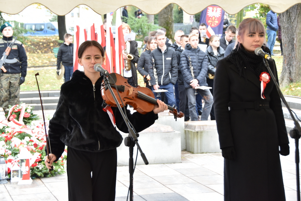 119 DSC 0914 Uroczyste obchody Święta Niepodległości w stolicy powiatu dąbrowskiego