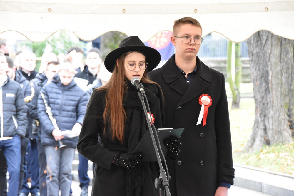 120 DSC 0915 Uroczyste obchody Święta Niepodległości w stolicy powiatu dąbrowskiego