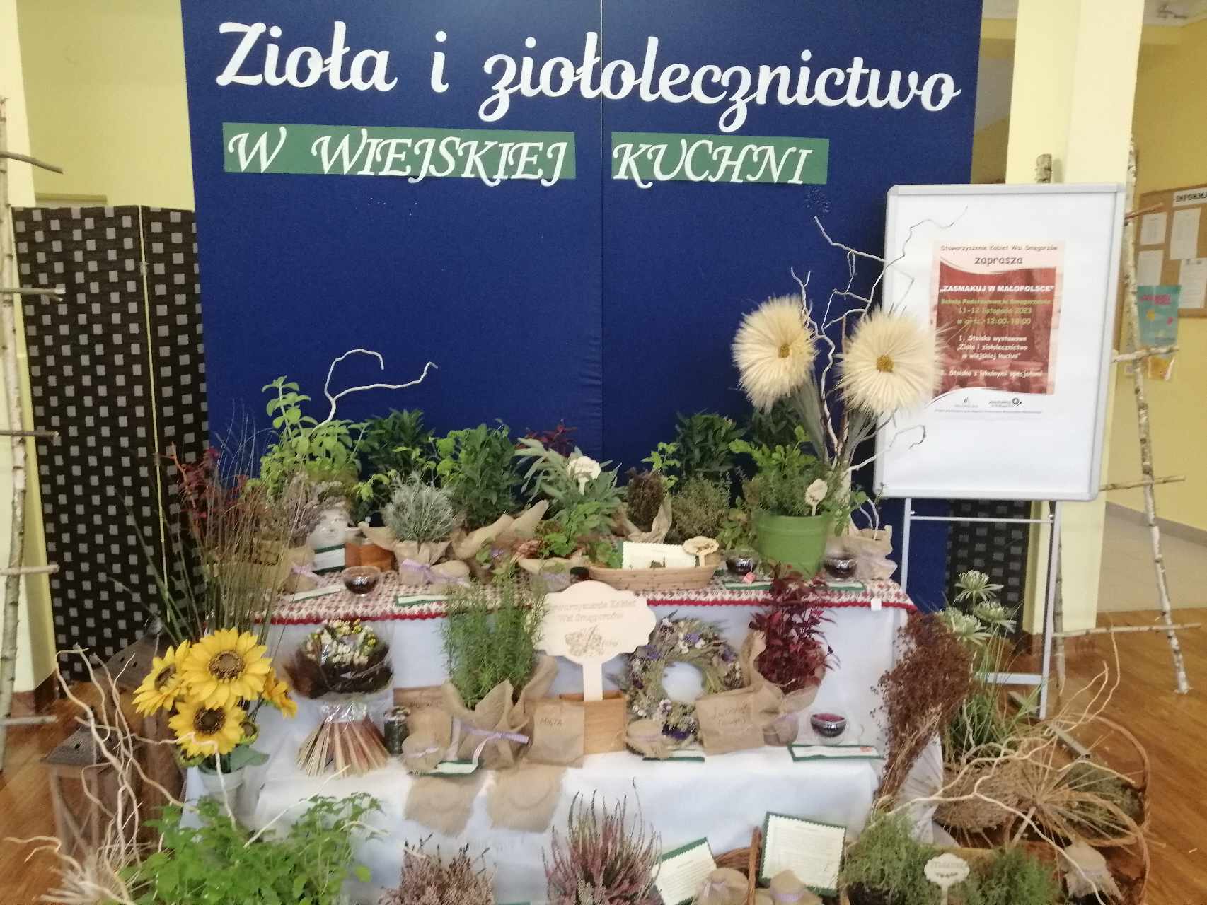 367972143 314445114686486 2270524046700696089 n Stowarzyszenie Kobiet Wsi Smęgorzów realizowało projekt promujący lokalne dziedzictwo kulturowe i kulinarne Małopolski!