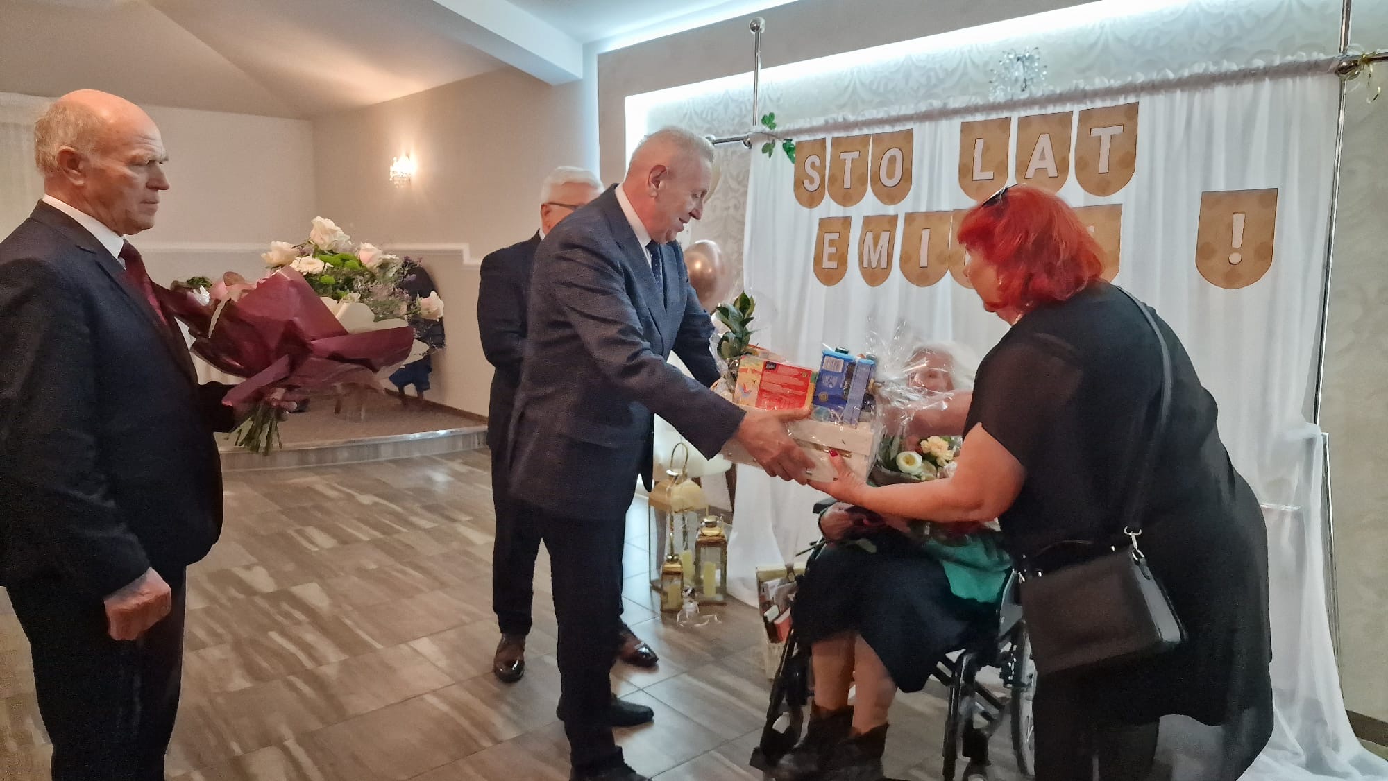 6ac8cecb 91f5 48b6 98bd 0cf47895f42d Niecodzienny Jubileusz 100   lecia urodzin mieszkanki Nieczajny Górnej