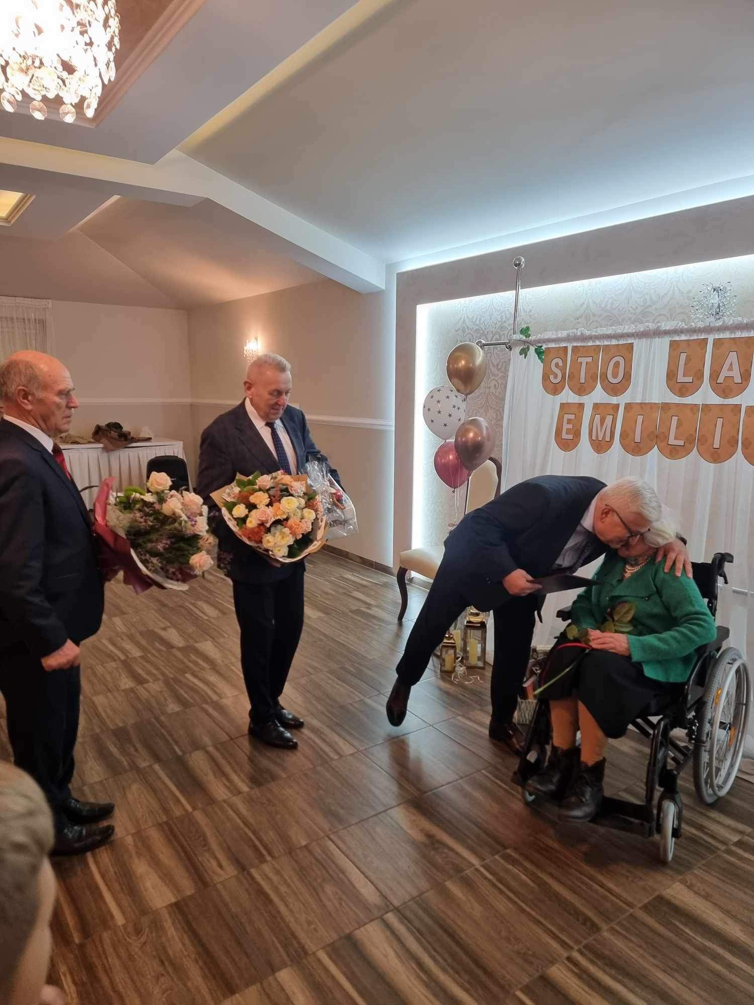 IMG 5277 Niecodzienny Jubileusz 100   lecia urodzin mieszkanki Nieczajny Górnej