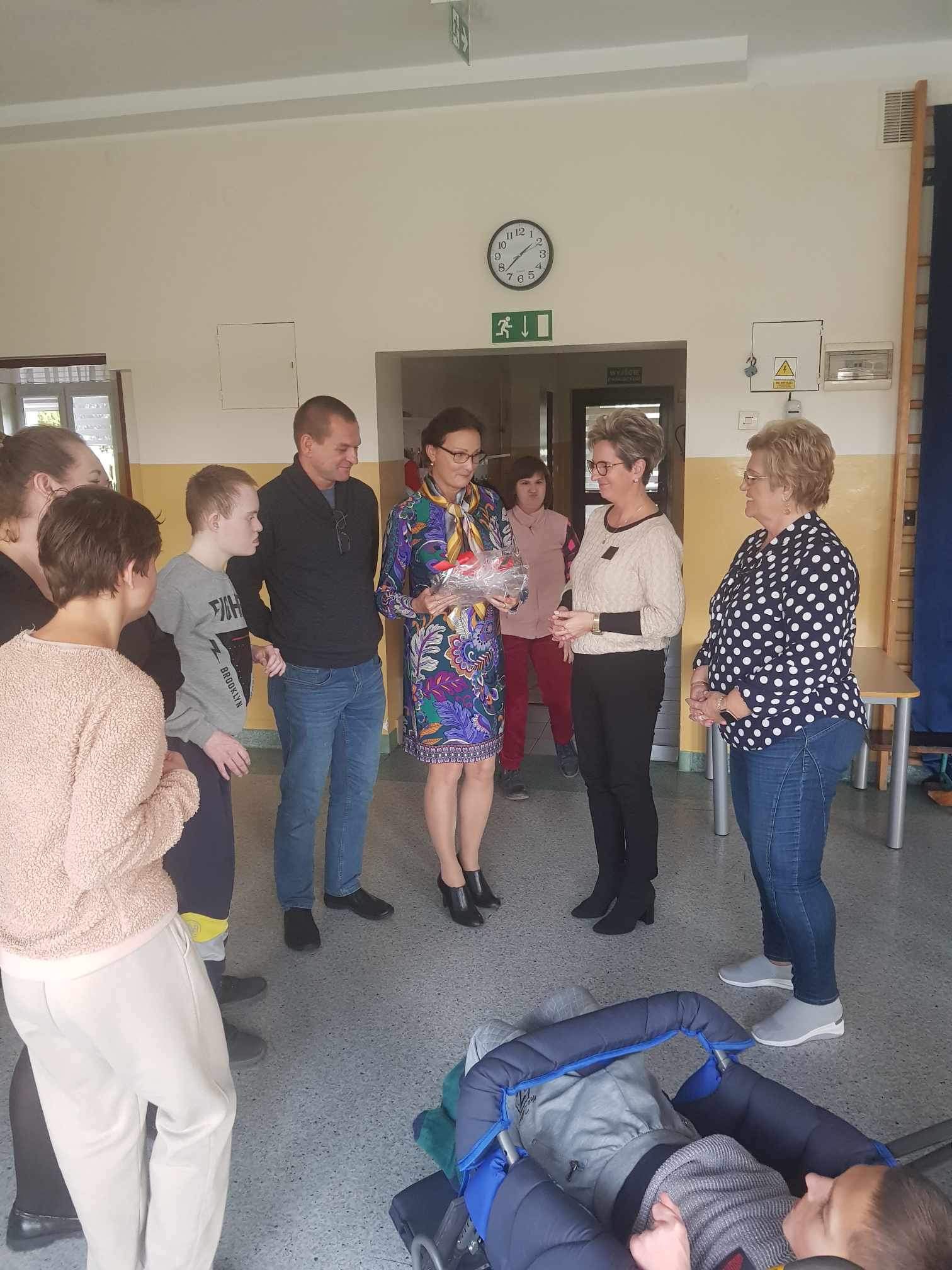 IMG 5407 Niezrzeszeni Dąbrowiacy z Chicago wspierają Stowarzyszenie ,,Pomocna Dłoń w Dąbrowie Tarnowskiej