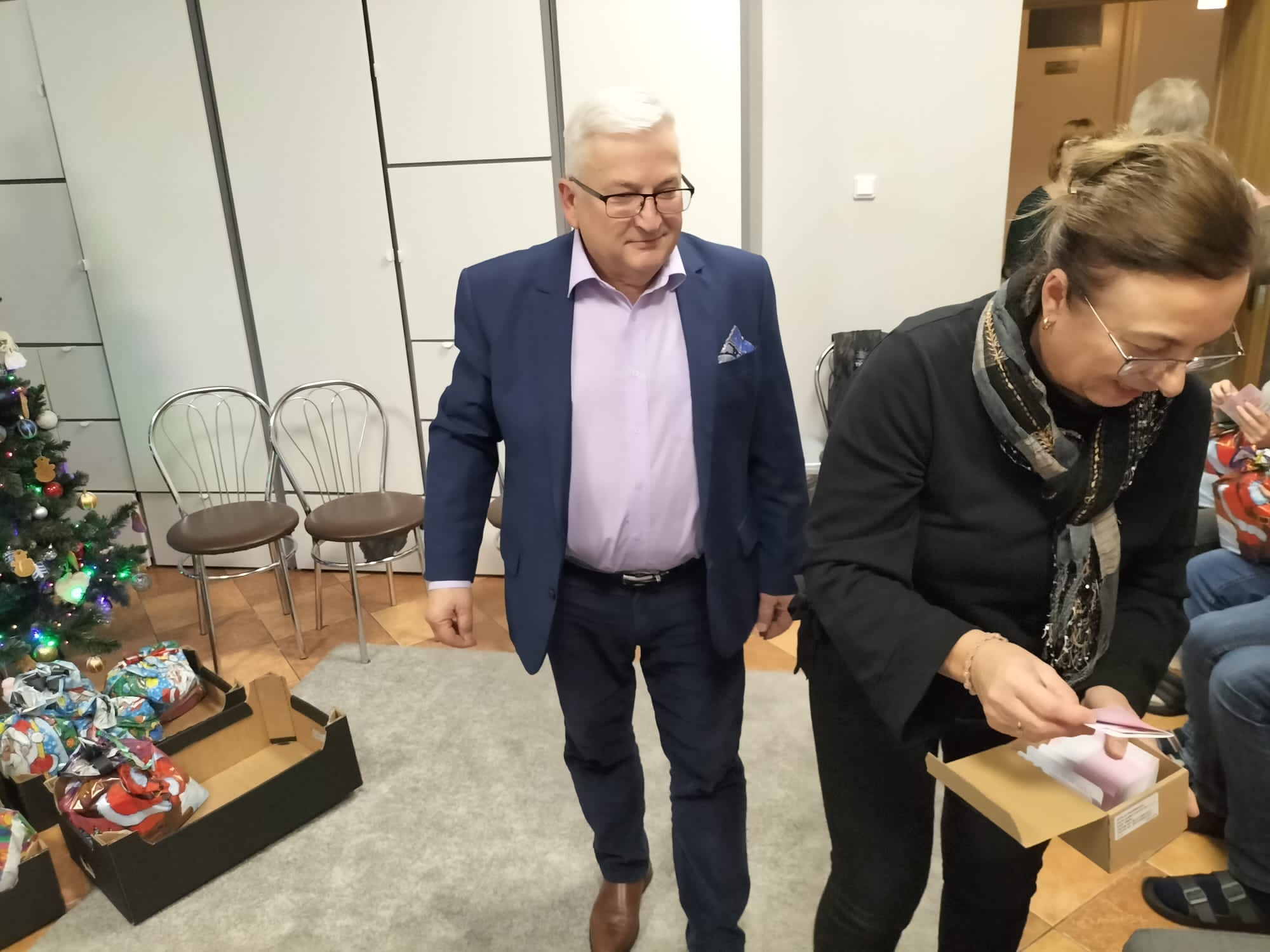 39dc70c3 4306 4538 9f49 2f2428ec9766 Mikołajkowa wizyta w Placówce Opiekuńczo Wychowawczej nr 1 i nr 2 w Dąbrowie Tarnowskiej