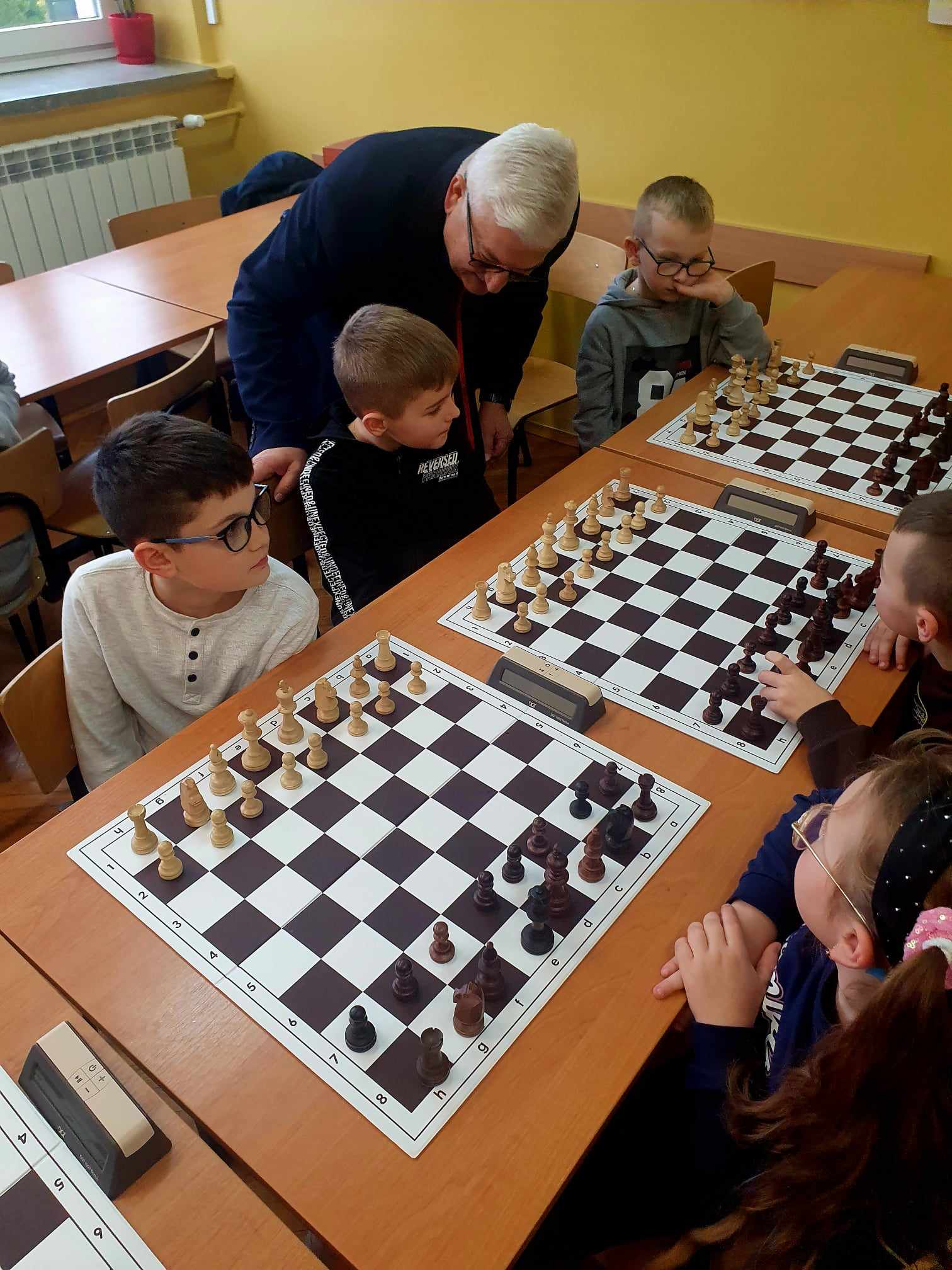 411168874 308530365484885 1471455376345043684 n Turniej Szachowy o Puchar Burmistrza Dąbrowy Tarnowskiej