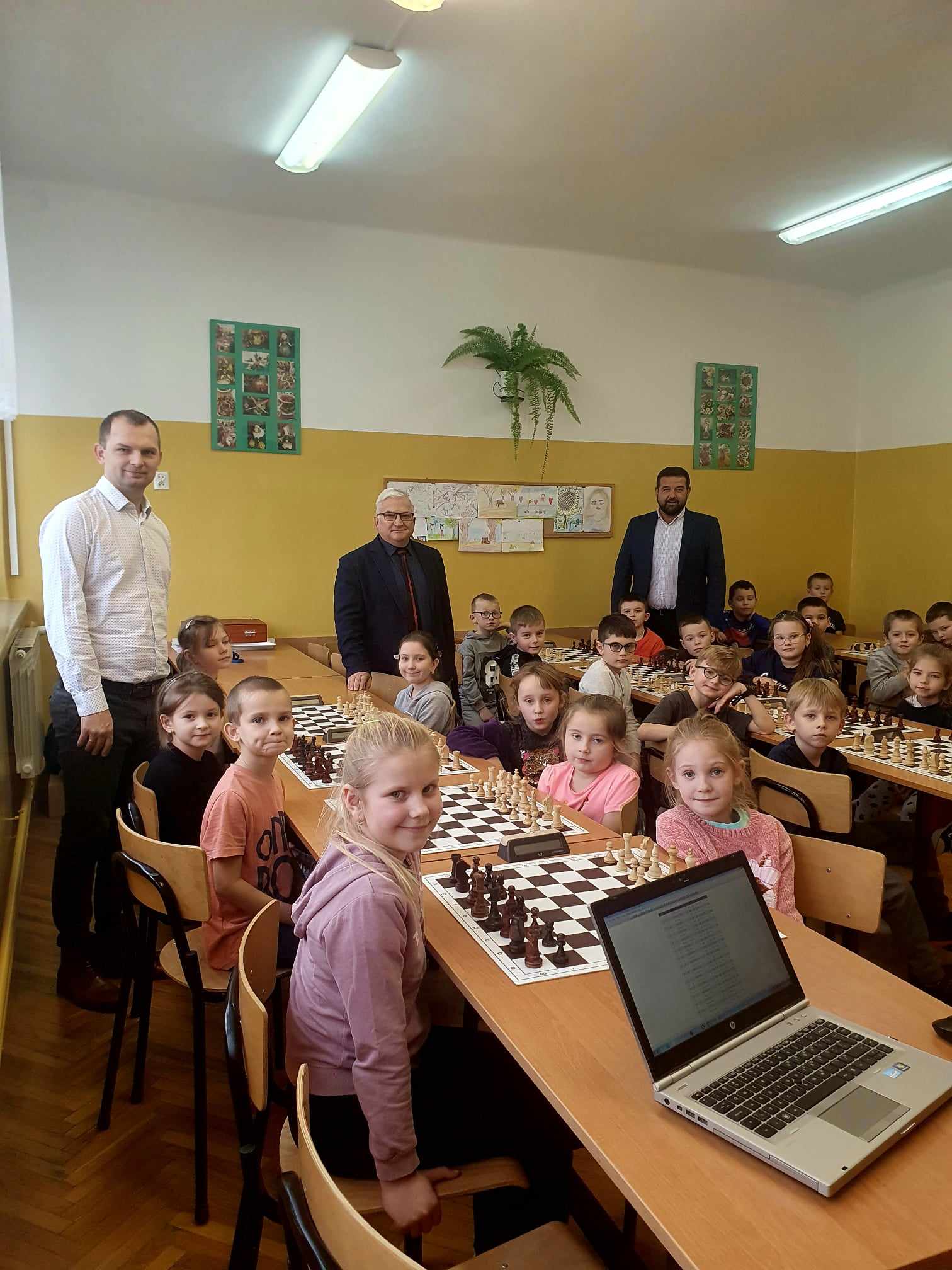 411190276 308530542151534 4871194578052842475 n Turniej Szachowy o Puchar Burmistrza Dąbrowy Tarnowskiej