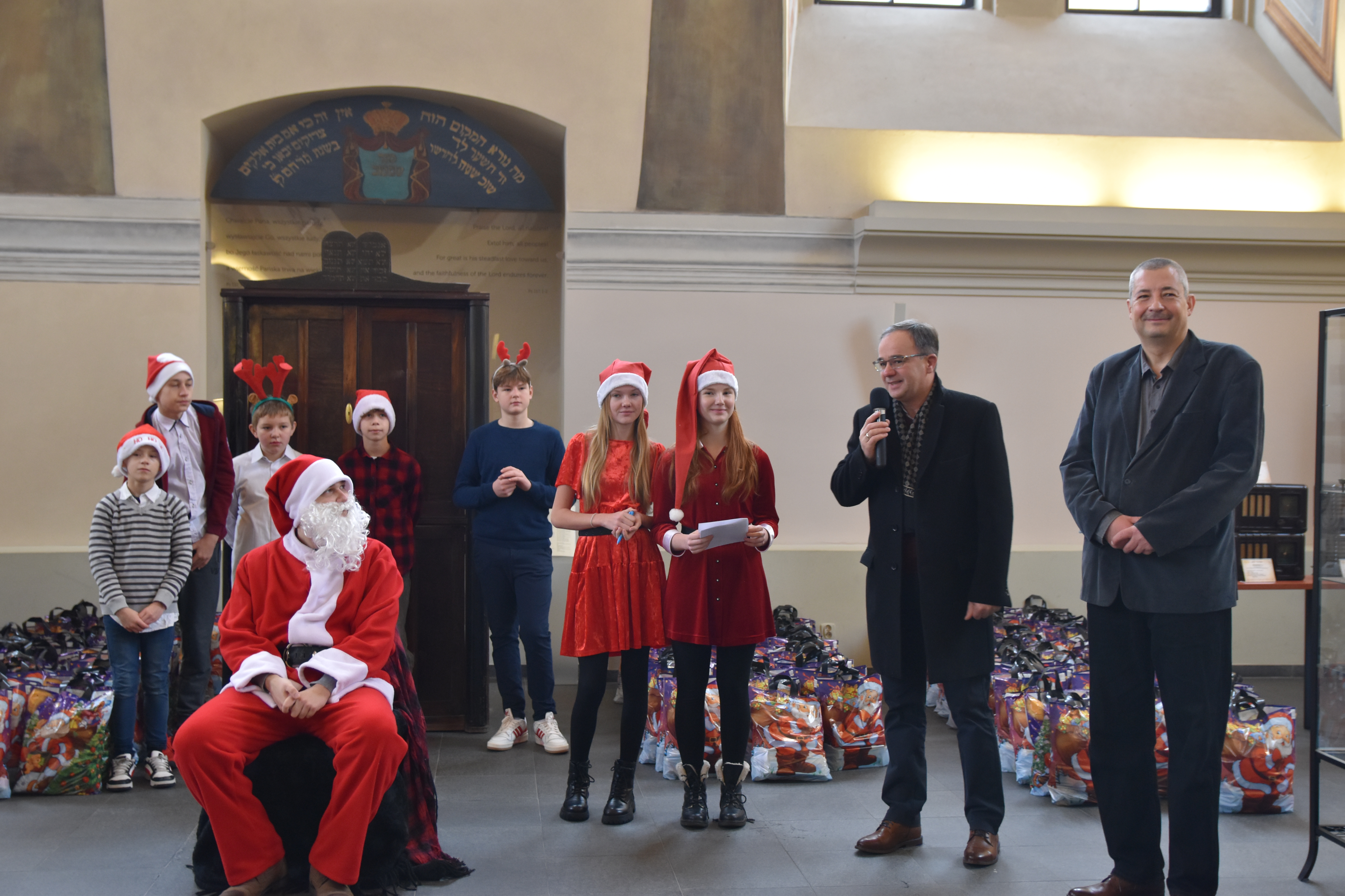 DSC 0977 SPOTKANIE ZE ŚW. MIKOŁAJEM W ŚNIEŻNEJ OTULINIE