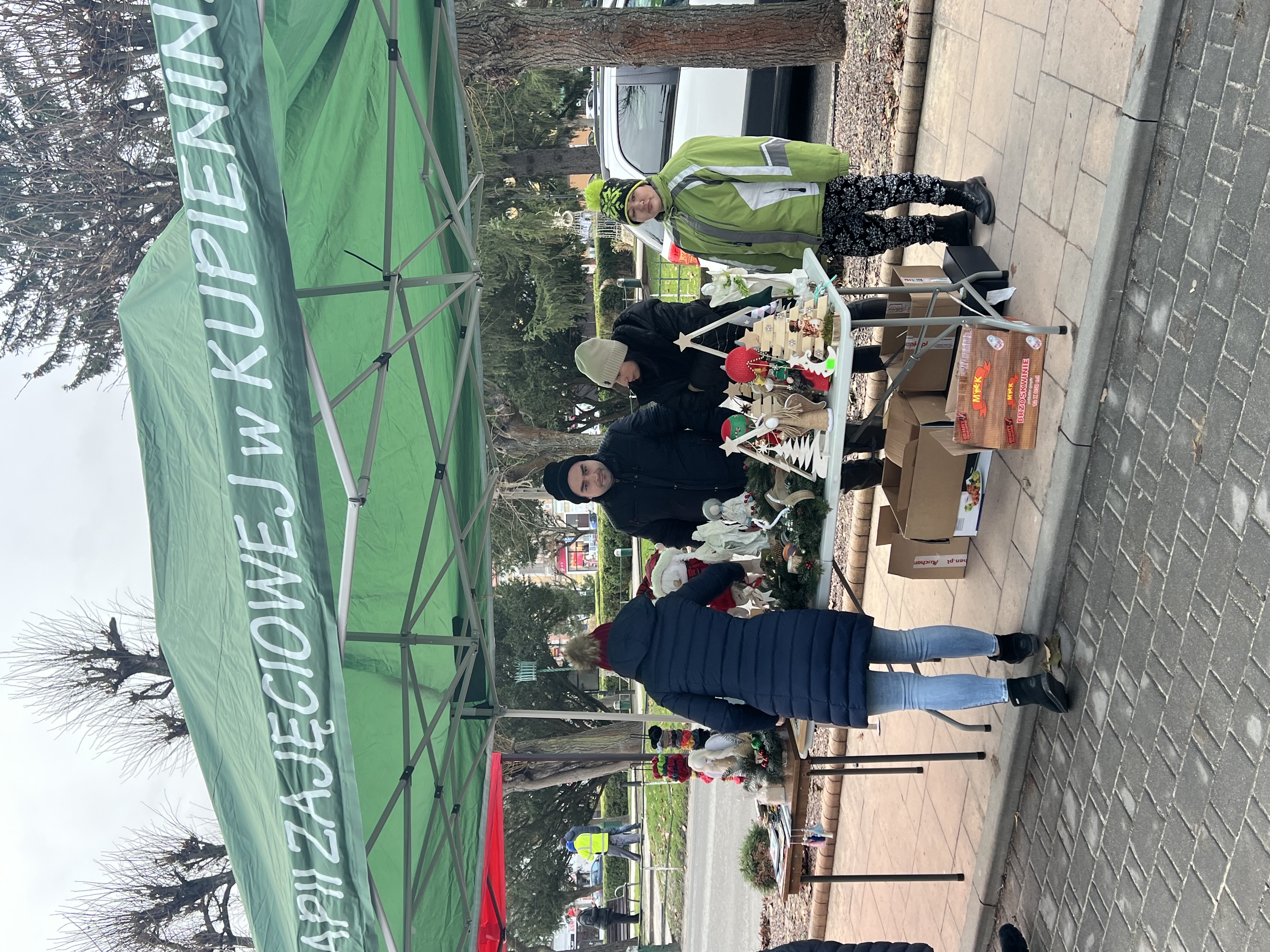 IMG 7110 Trwa Dąbrowski Bożonarodzeniowy Kiermasz Świąteczny