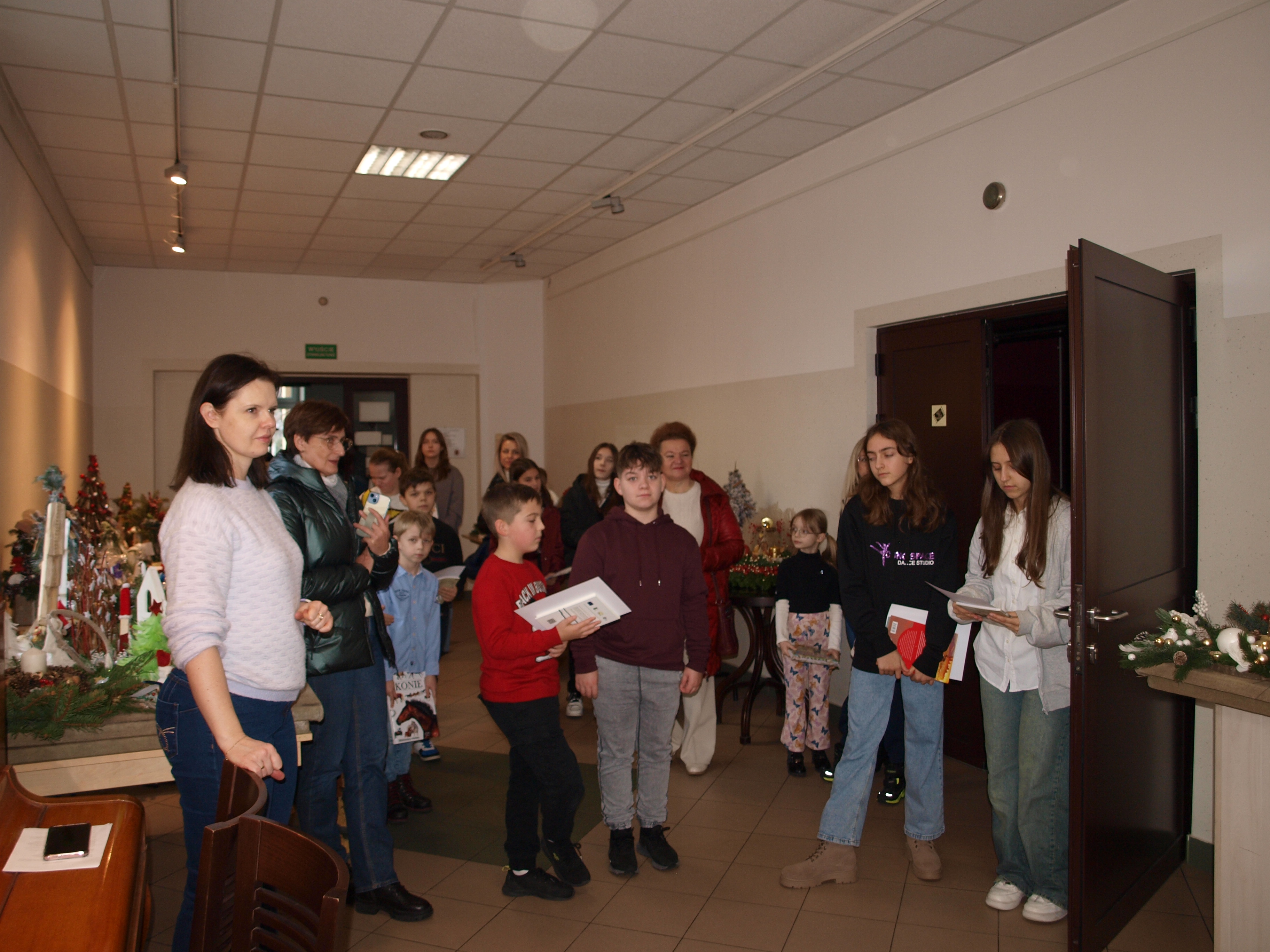 P1013738 DZIESIĄTY GMINNY KONKURS STROIKÓW ŚWIĄTECZNYCH ROZSTRZYGNIĘTY