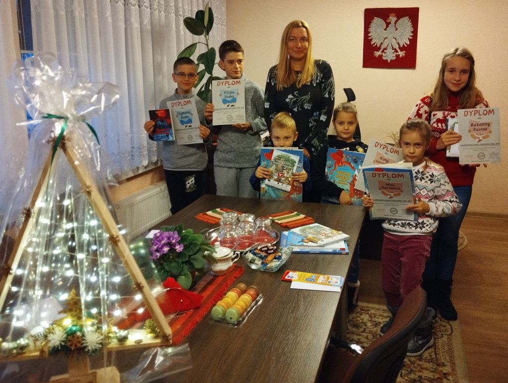 imagea80009 Najaktywniejsi czytelnicy Miejskiej Biblioteki Publicznej im. Marii Kozaczkowej w Dąbrowie Tarnowskiej